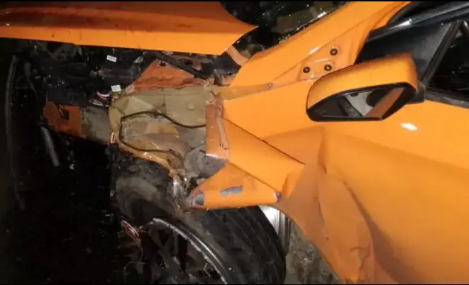 Muere joven de San Isidro tras un choque entre carros Sonata
